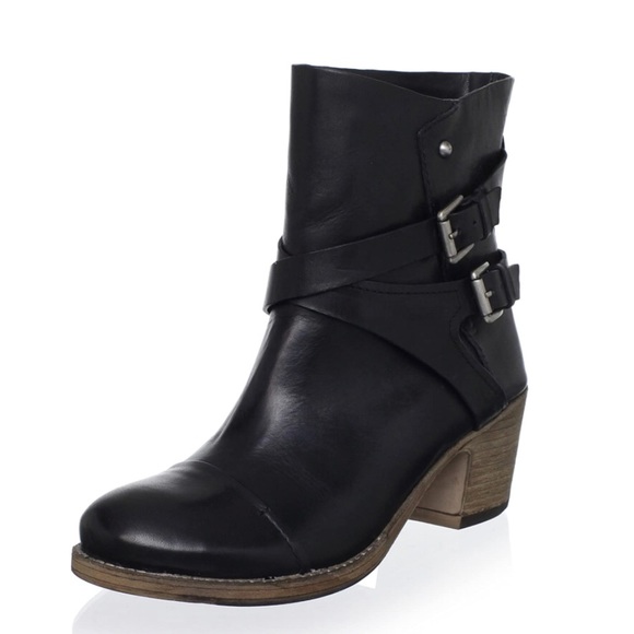 Sigerson Morrison Shoes - Sigerson Morrison Ashlin Black Ankle Boot Straps Size 7.5